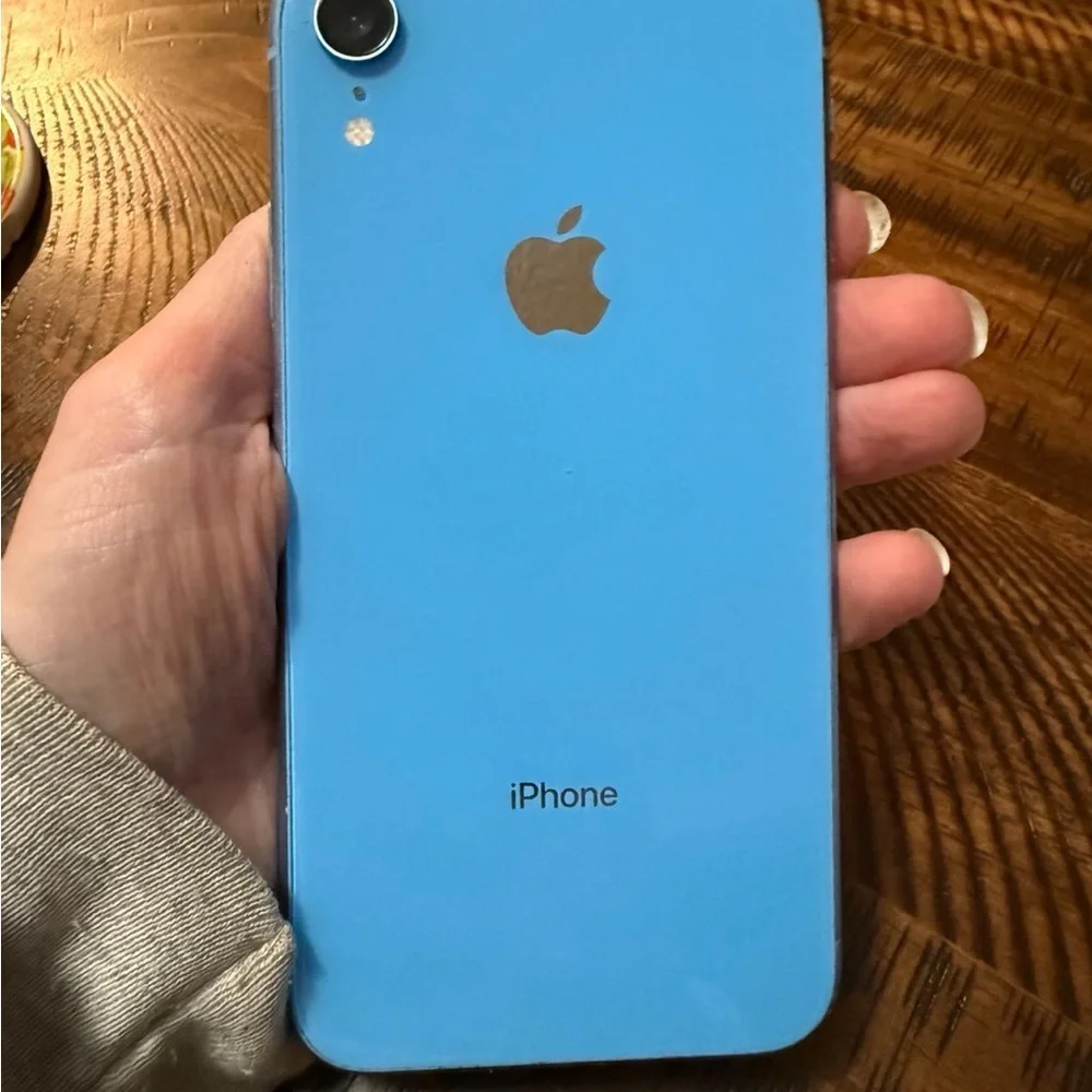 Apple iPhone XR - 128GB Vibrant Blue